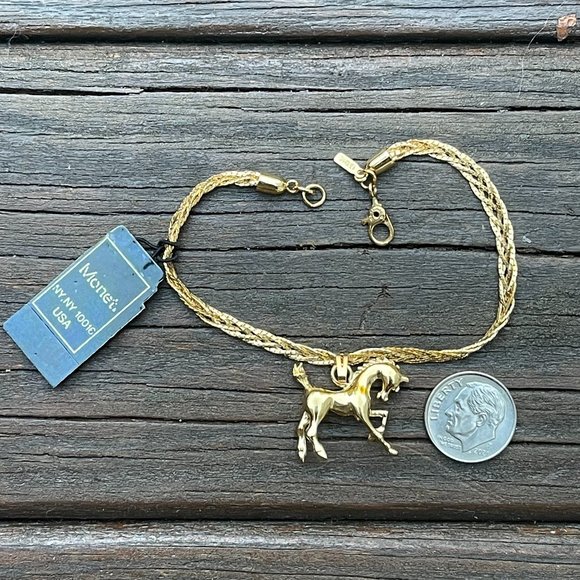 Vintage Monet Gold Tone Unicorn Bracelet